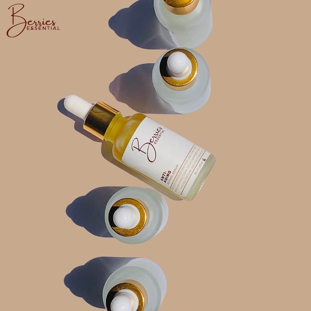 Berries skincare product art direction by Discret Digital